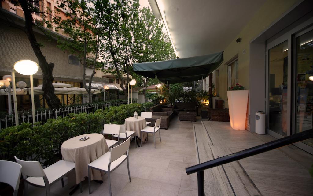 Oxford Hotel Rimini Luaran gambar